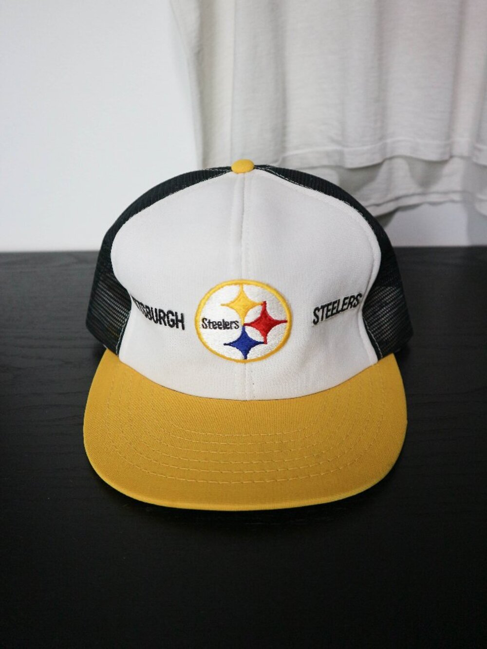 VIntage Pittsburgh Steelers 1990s NFL Snapback Hat Mesh